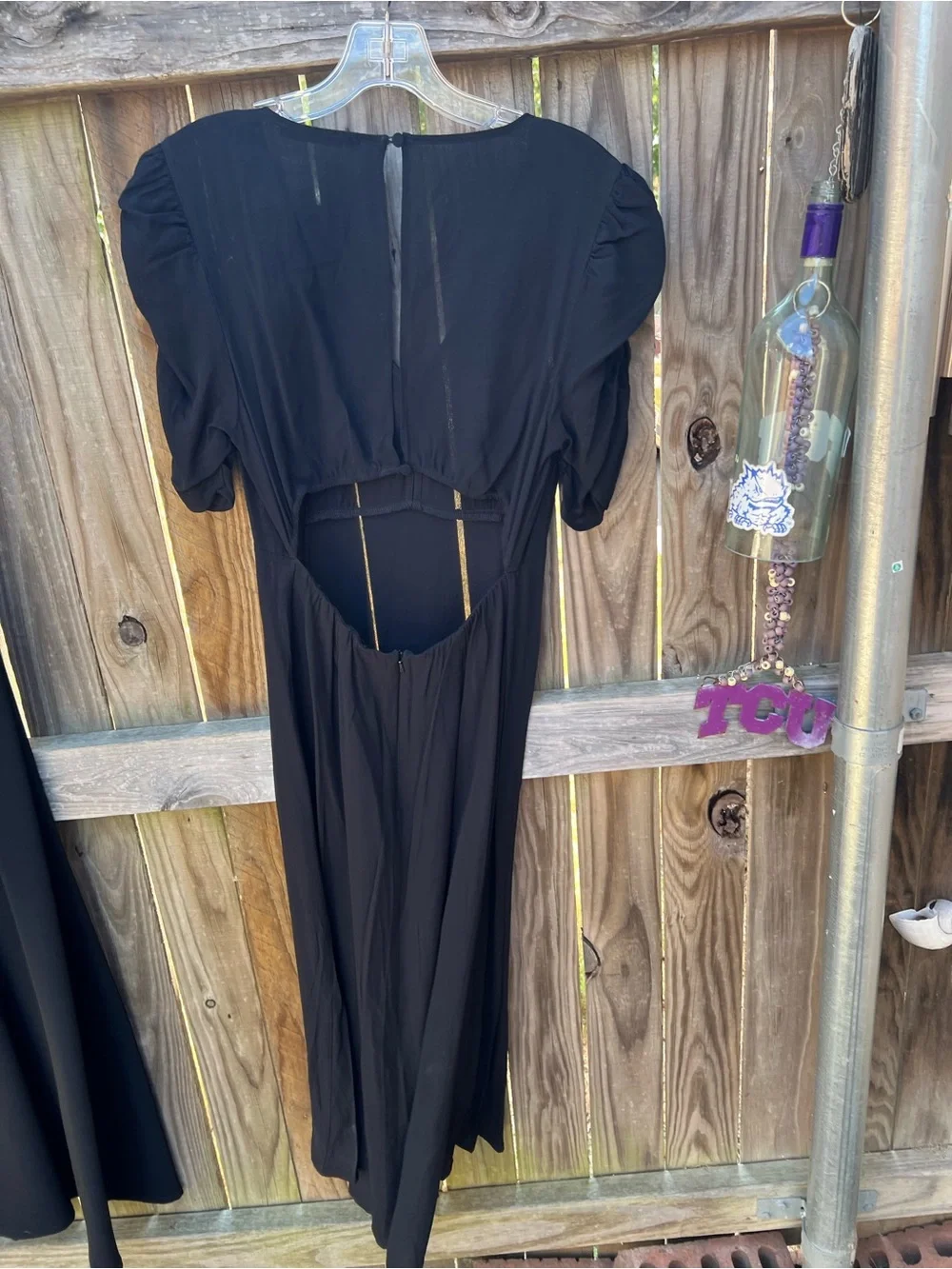 👗Abercrombie & Fitch Classic Black Midi Dress with open back